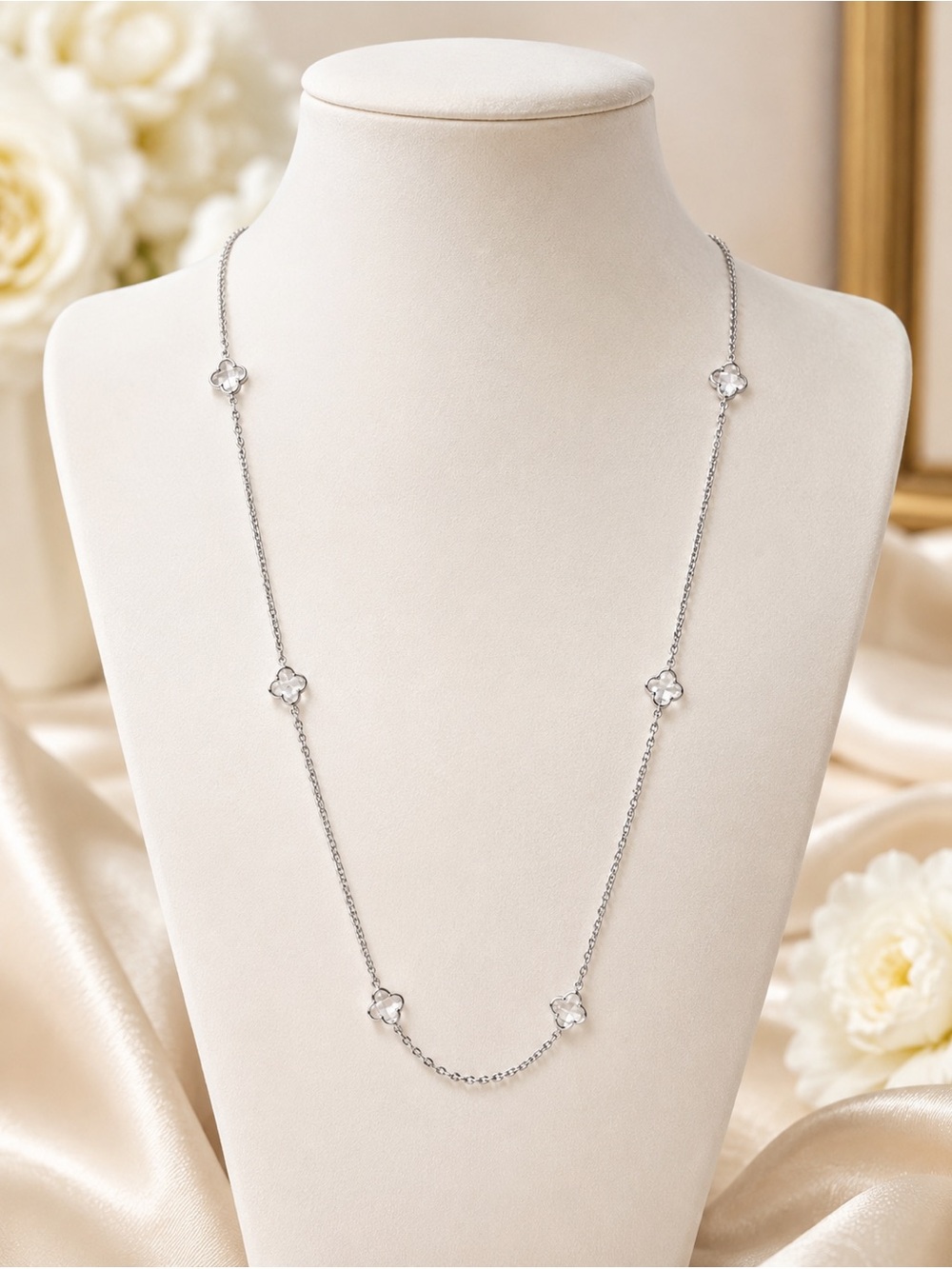 Elegant Silver Necklace with Crystal Accents